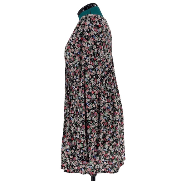 Suzanne Betro Floral Boho Style V-Neck Tunic with Polka Dot Trim, Medium - Picture 4 of 16